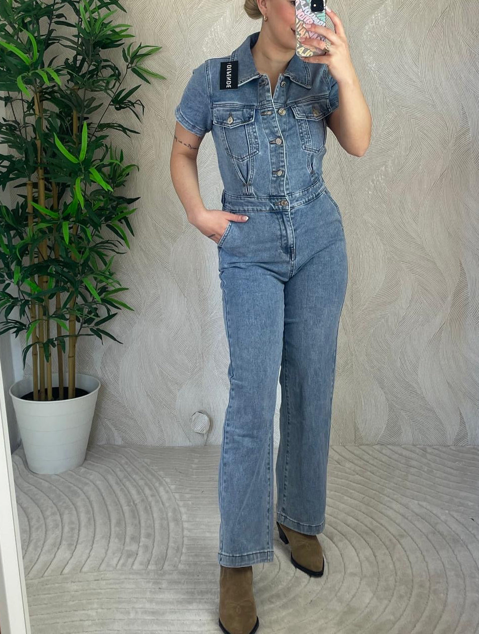 Mono denim